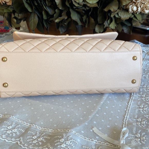 Chanel Medium Coco Quilted Caviar Leather Top Handle Shoulder Bag - Picture 5 of 13